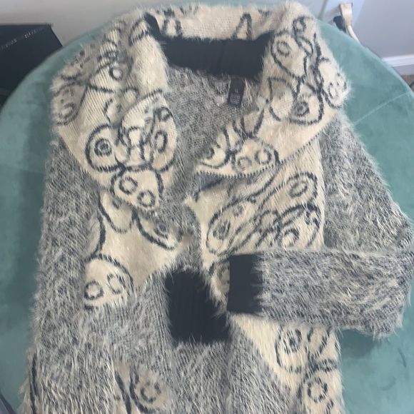 BKE | Cream+Black Eyelash Yarn Open Front Cardigan Sweater size XS - Picture 8 of 9
